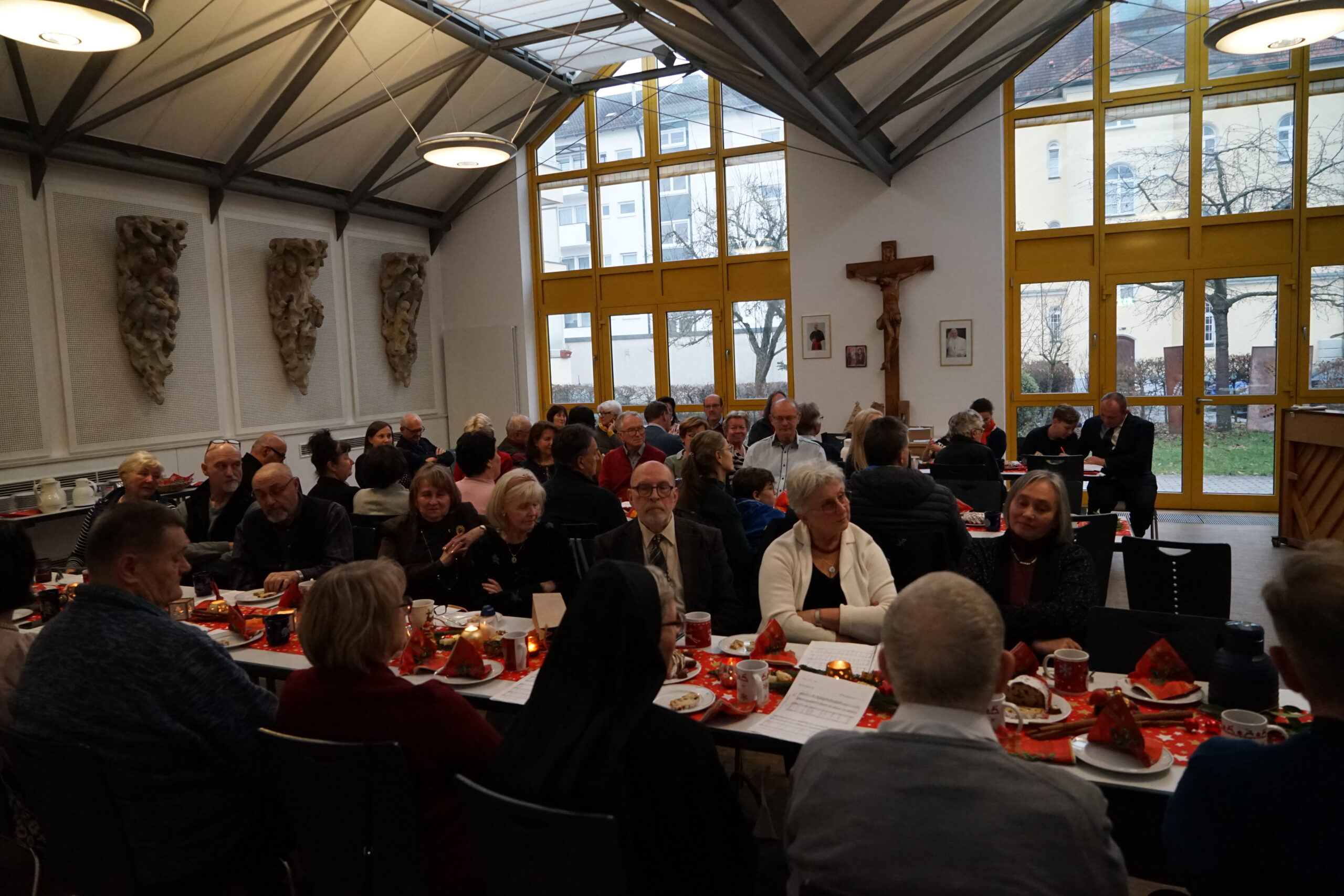 Stimmungsvolle Adventfeier des Kirchchors 2023